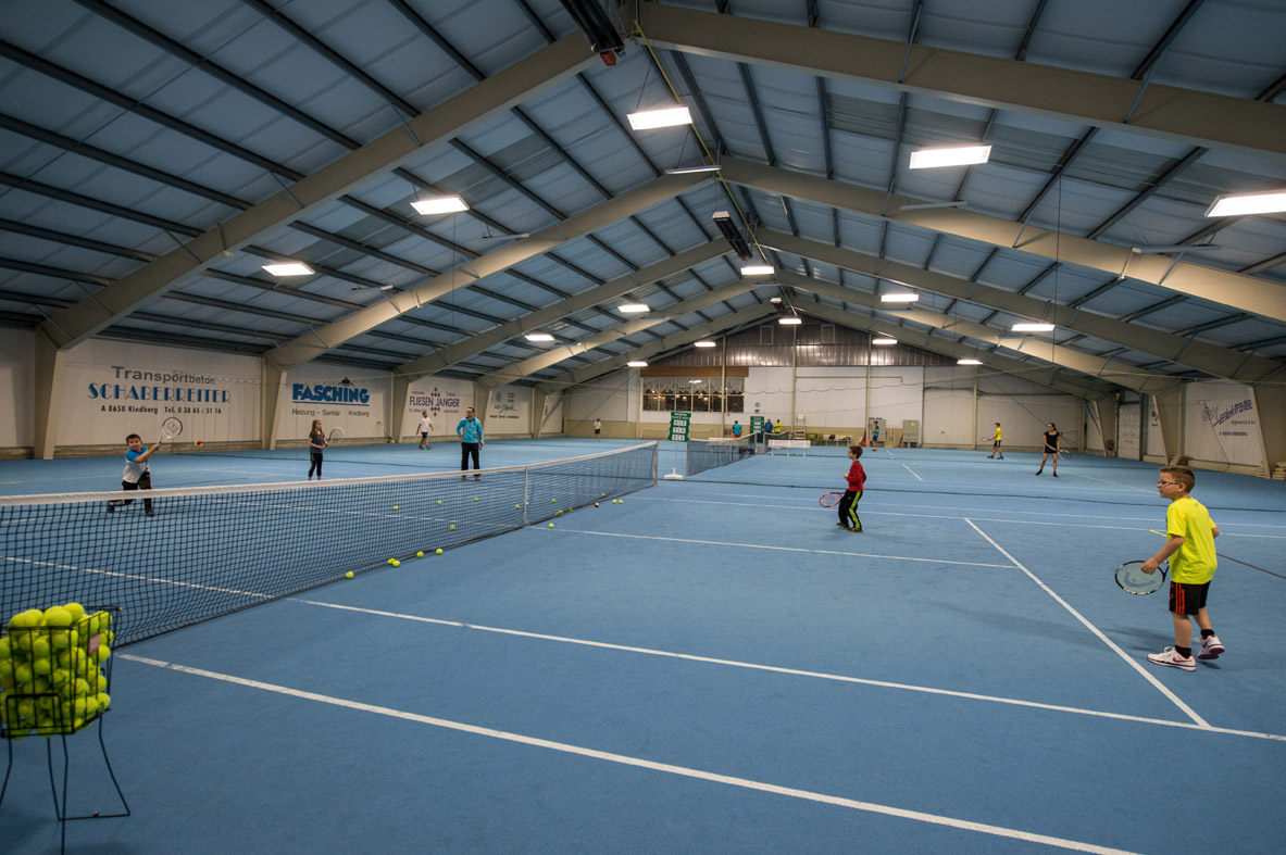 Tennishalle Bruck mit LEDBooster von EcoCan (11)