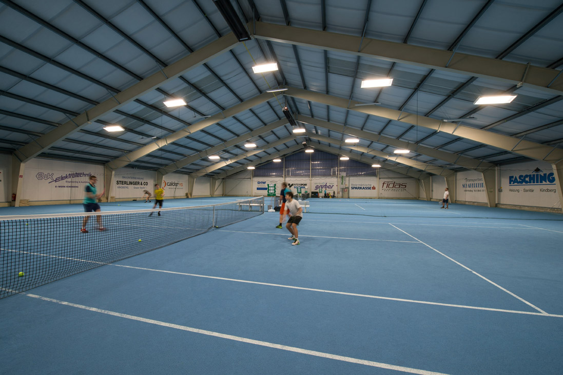 Tennishalle Bruck mit LEDBooster von EcoCan (12)
